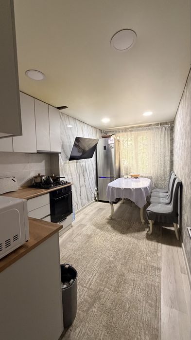 Продам 5-комн квартиру