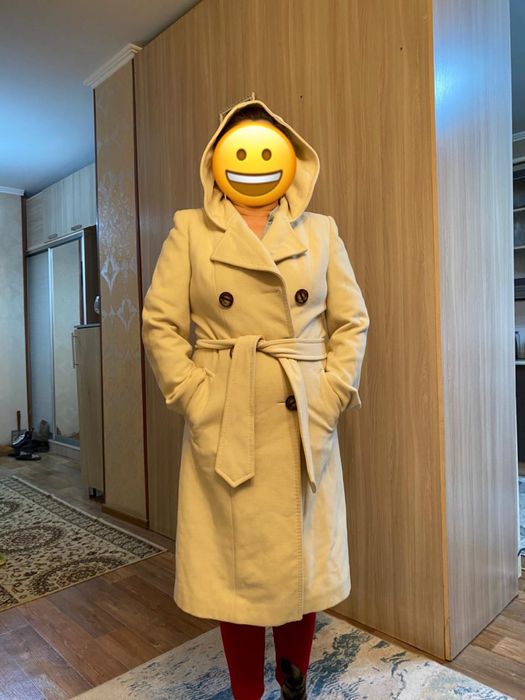 Продается пальто женское