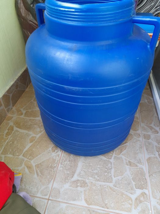 Butoi plastic 60 litri