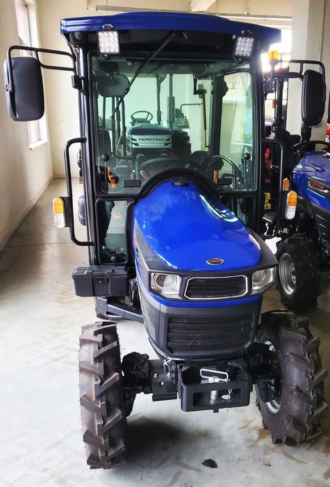 Tractor FARMTRAC 26 4WD/ 25 CP cabina