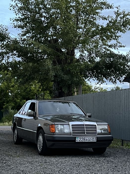 Продам Mercedes E 200 D