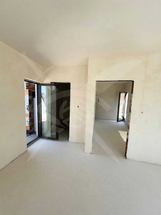 Дава се под наем Мезонет в Пловдив, Център - 234 кв.м за 240000 € - Снимка #4