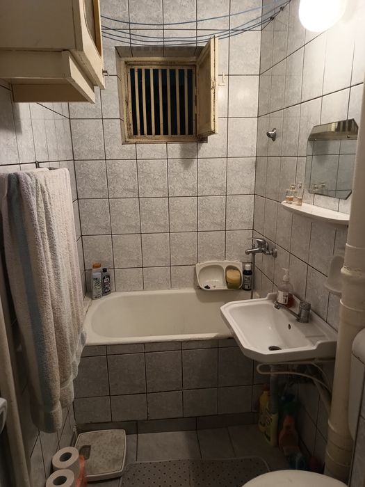 Suceava Ofer spre închiriere apartament 2 camere Mărășești lângă catedrala
