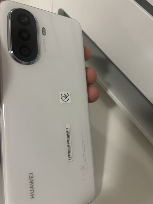 Huawei nova y70