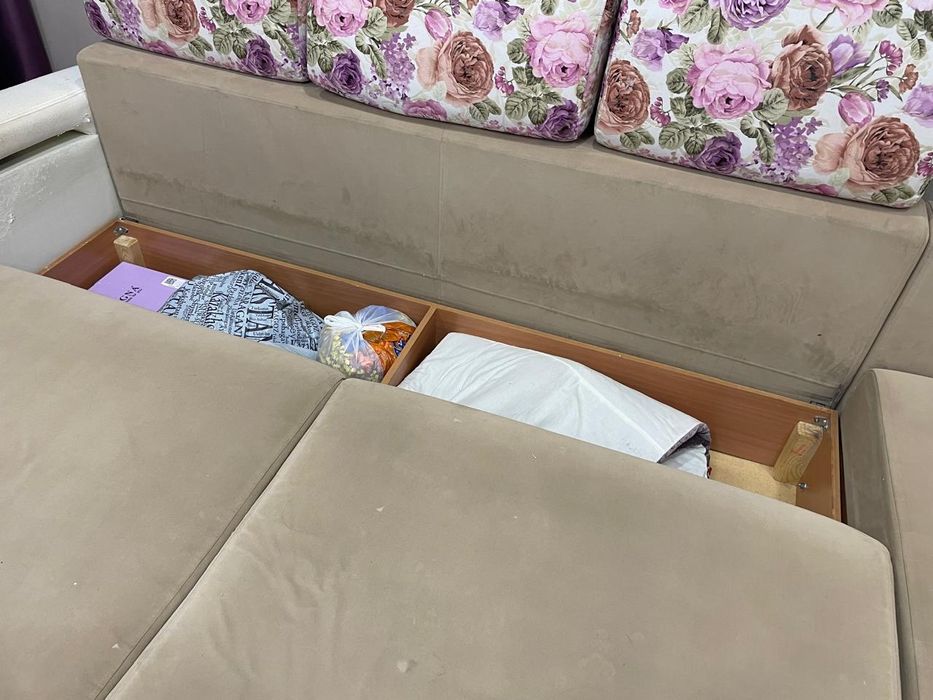 Диван угловой для гостиной