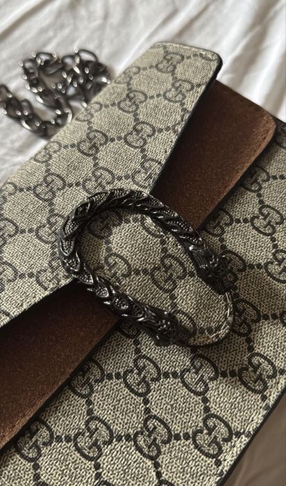 Чанта Gucci.