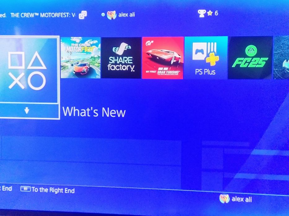 Vând sau skib Ps 4 de un tera cu cont