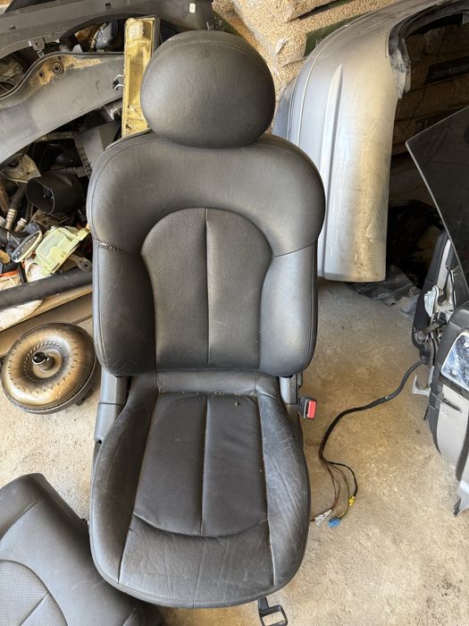 Кожен салон за Mercedes-Benz CLK 270 CDI (W209)