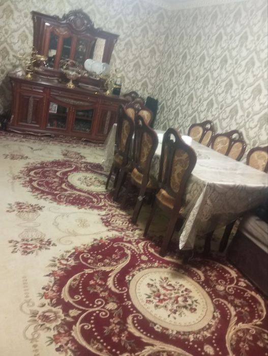 Uchastka sotiladi. Manzil Risoviy bozor. Juda qulay joyda joylashgan.