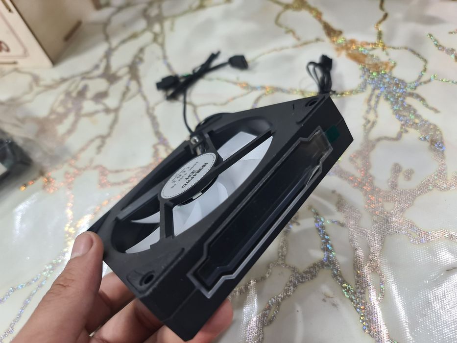 Хороший rgb зеркальный кулер для пк