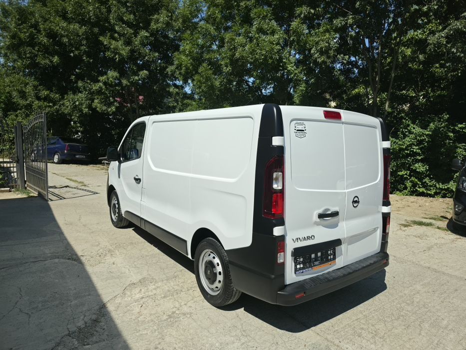 Opel Vivaro 1.6CDTI 120CP 2014 Euro5 3locuri  RATE / GARANTIE 10/10