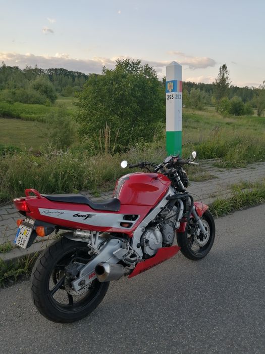 Vând Honda cbr 600 f2 PC 25