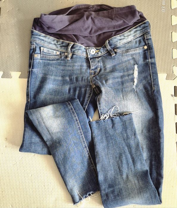 Tricou si 2 perechi blugi H&M ,mărime M