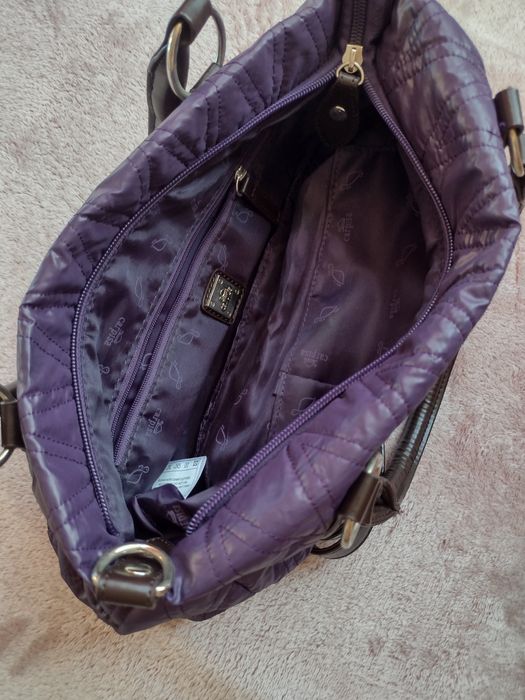 Дамска чанта на Carpisa