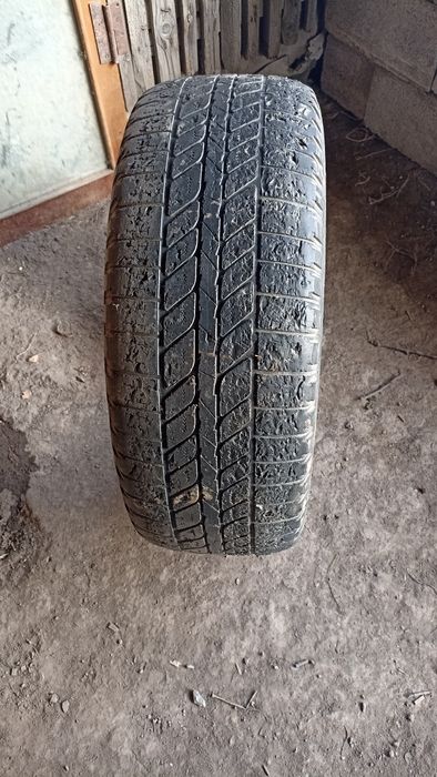 Продам шины на джип