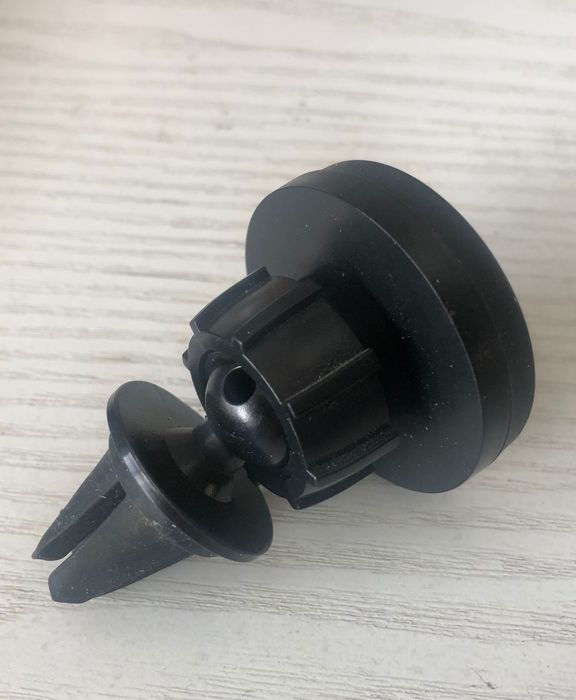 2 стойки, държачи за телефон(GSM) за кола(автомобил)