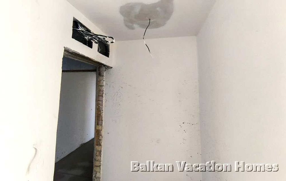 Двустаен апартамент в новопостроена сграда близо до плажа в Бяла