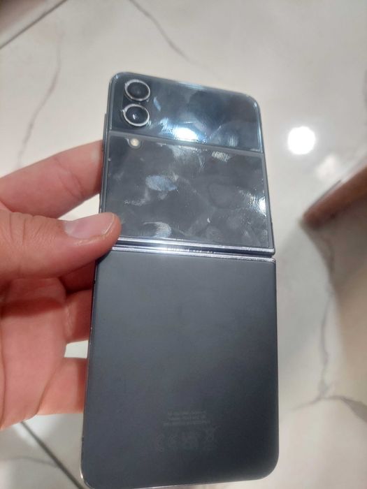 Samsung Z Flip 4 ekran