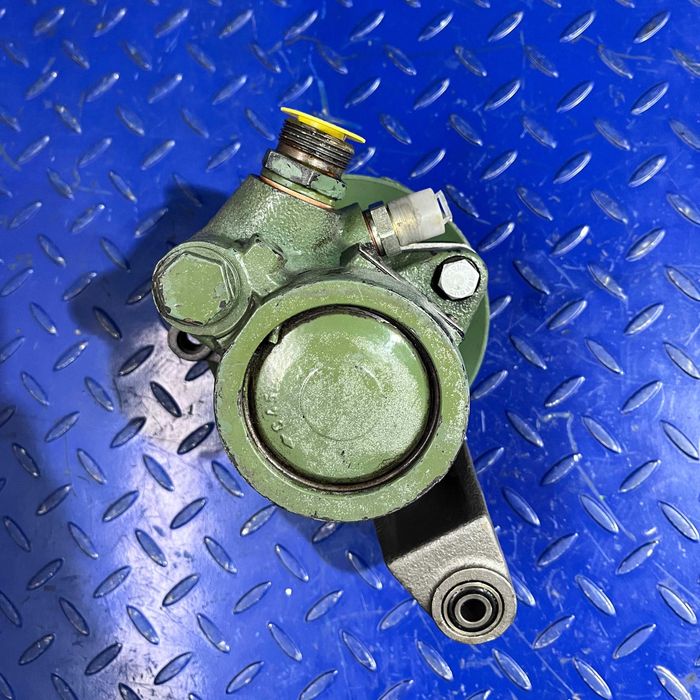 Pompa servodirectie cap tractor Mercedes Benz SK/LK/LN2
