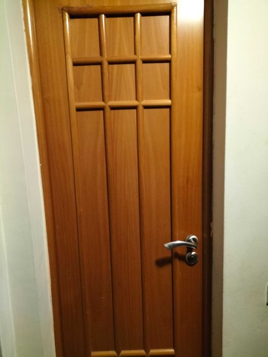Продажа дверей б.у