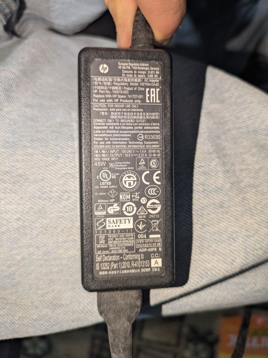 Laptop HP Quad-Core - Windows 10 Pro - Placă Răcire Bonus