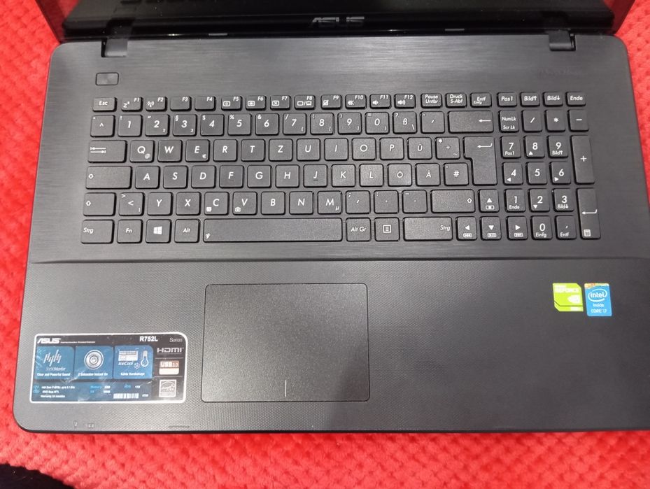Asus R752L pentru piese