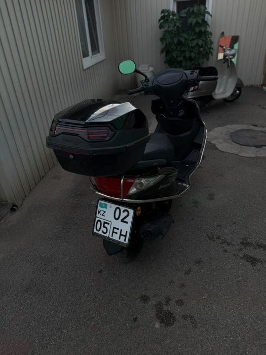 продам скутер м8