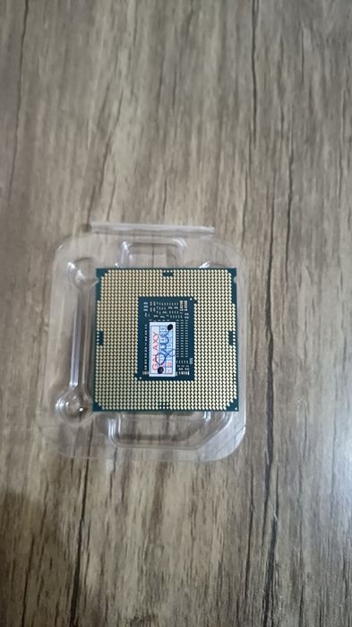 Процессор Intel Core i5-9400F, 6 ядер, отличное состояние