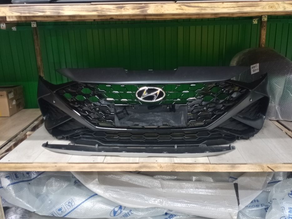 Передний бампер Хюндай Лафеста
