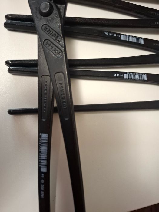 Clești KNIPEX/ fierărie