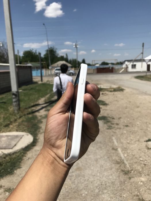 iPhone 7 память: 256 гб