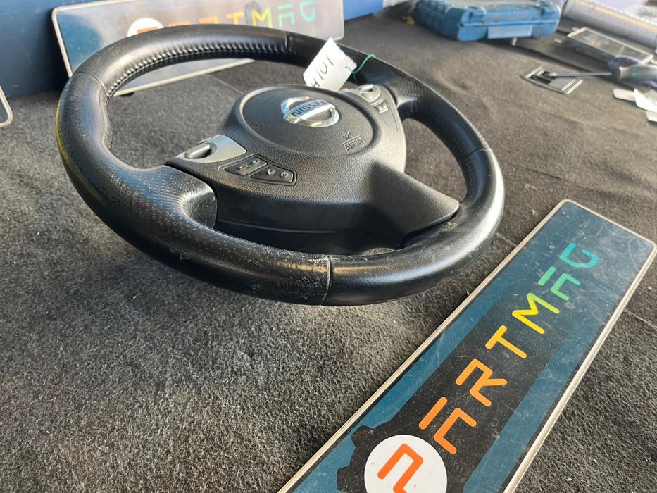 Кожен волан с Airbag за Nissan Juke ном 101