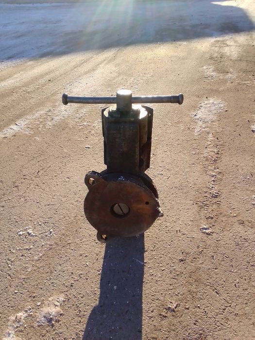 .тисыБаллонный ключ.трещетка