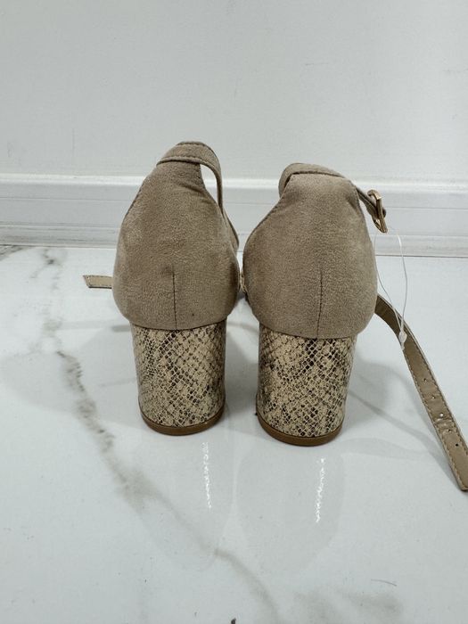 Vand sandale din piele Solo Donna