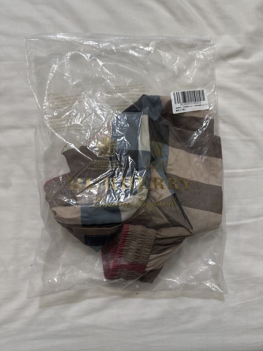 burberry къси панталони