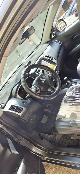 Продам Outlander XL
