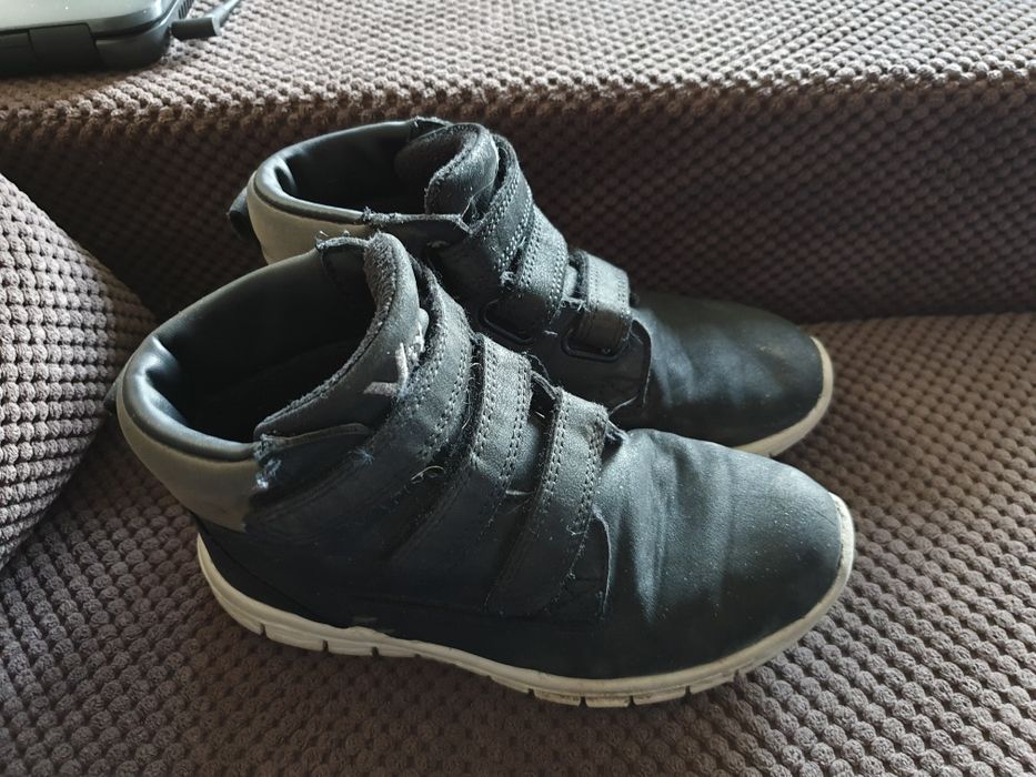 Детски боти 31 номер, за 10 лв.