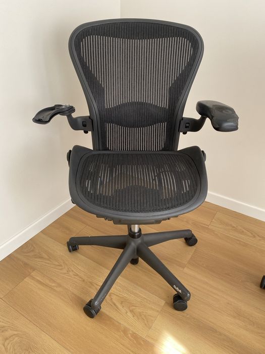 Кресло Herman Miller Aeron Classic / original