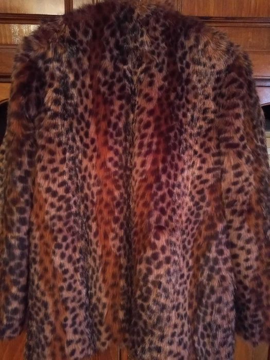 Haină de blană RESERVED