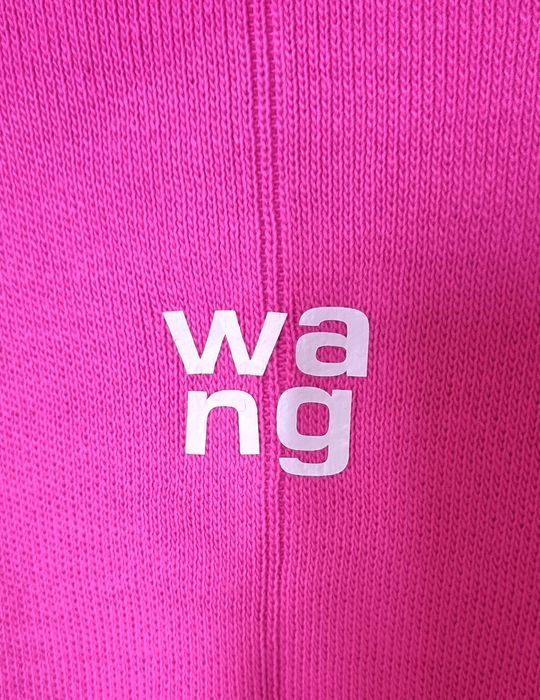 Дамски спортен екип