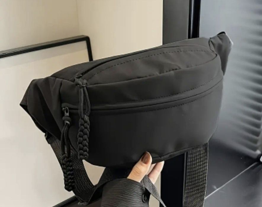 РАЗПРОДАЖБА! Чанта за кръст / паласка / диагоналка / с 2 джоба