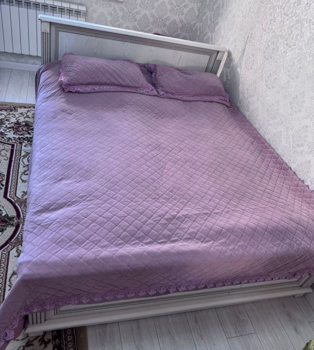 Кровать двухспальная