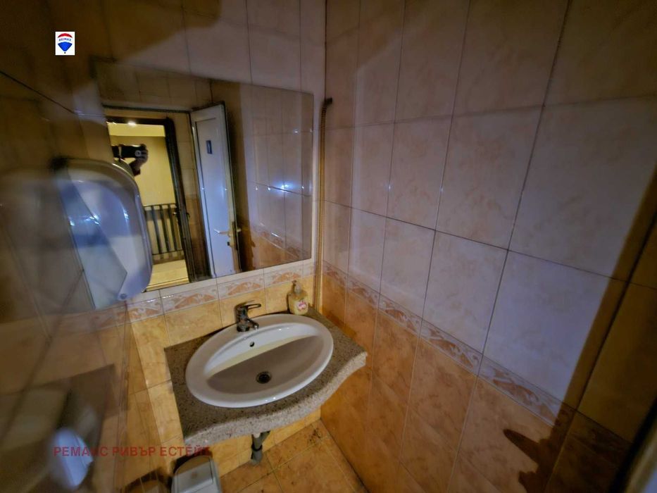 Продава се Заведение в Русе, Център - 180 кв.м за 405 €/кв.м - Снимка #8