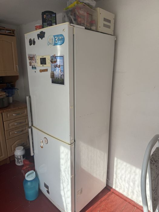 Холодильник LG 10 лет,