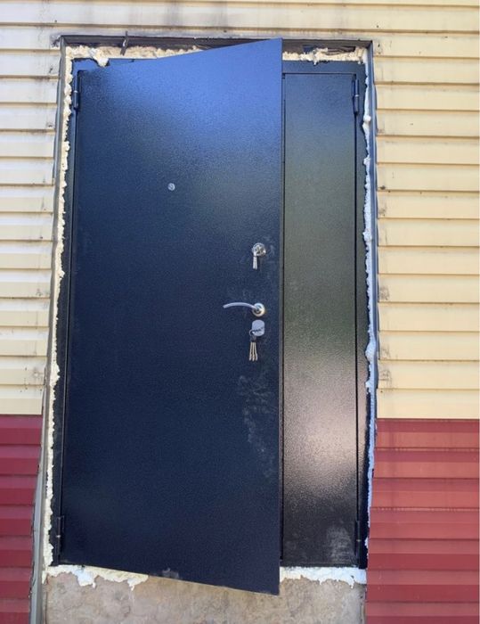 Установка входных дверей