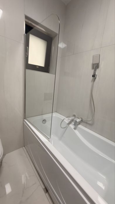 Inchiriez apartament 2 camere , bloc nou , termen lung