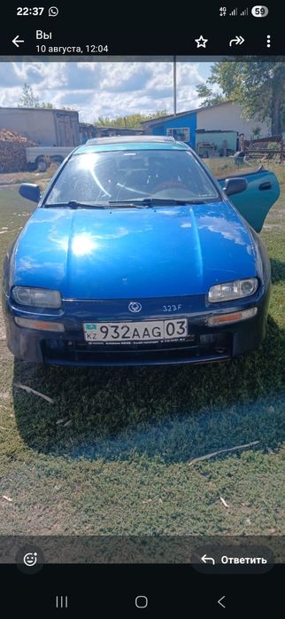 Mazda 323 на ходу