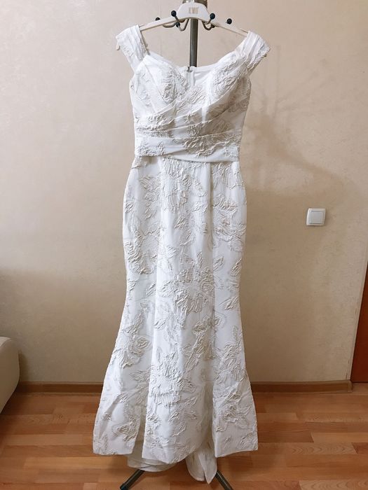 Вечернее платье (цвет - белый, молочный (ivory)