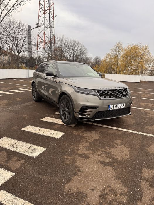 Range Rover Velar R-Dynamic • 2.0 Benzină • / schimb