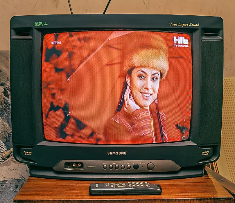 Телевизор Samsung СК-503EZBR, 52 см диагональ